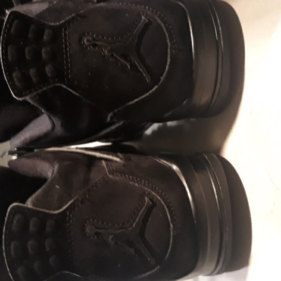 Jordan 4 black cat retro. Size 8 mens - Picture 3 of 4